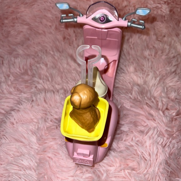 Barbie Scooter with Puppy & Helmet - Like New! - Picture 5 of 9